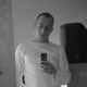 Robert, 47 (4 , 0 )