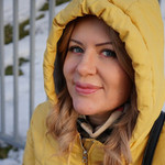 Yana, 51