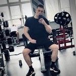 Максим, 21 (2 фото, 0 видео)