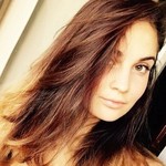 Аня, 19